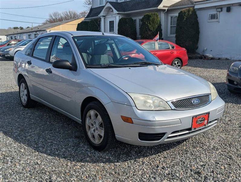 Used 2007 Ford Focus SE FWD image 1