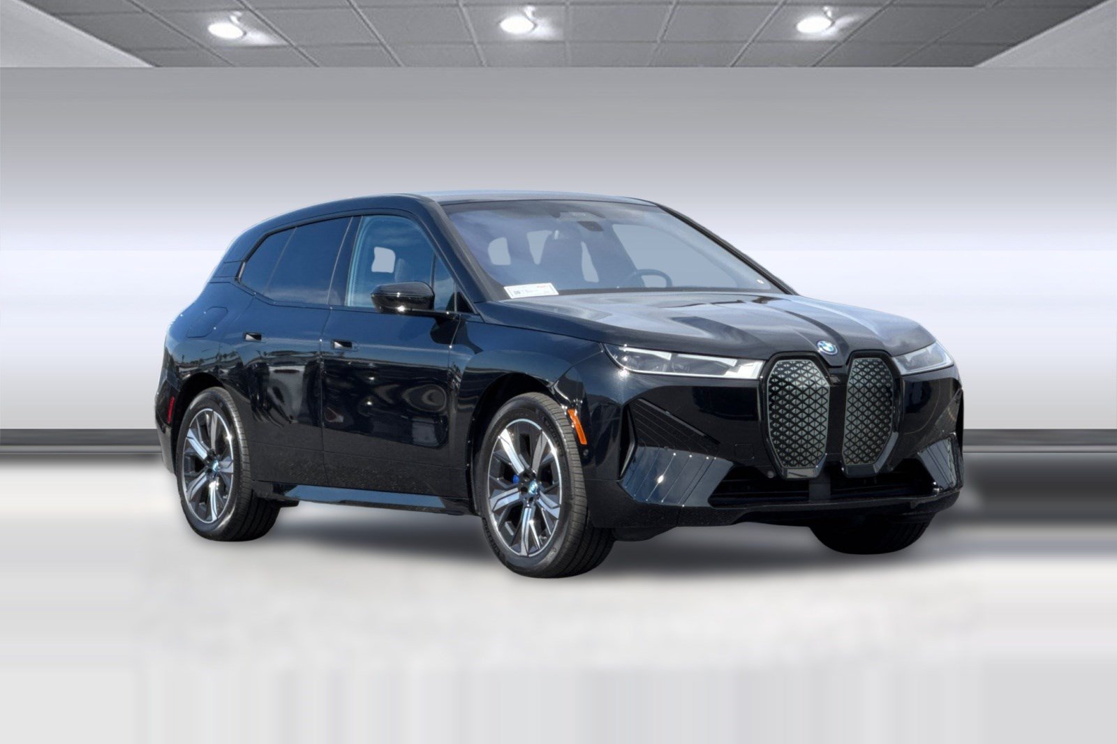 Used 2025 BMW iX xDrive50 AWD/4WD image 7