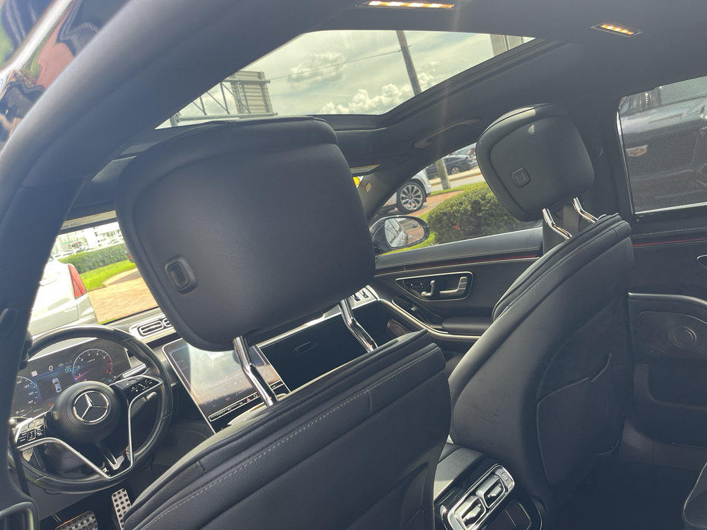 Used 2023 Mercedes-Benz S 500 4MATIC image 28
