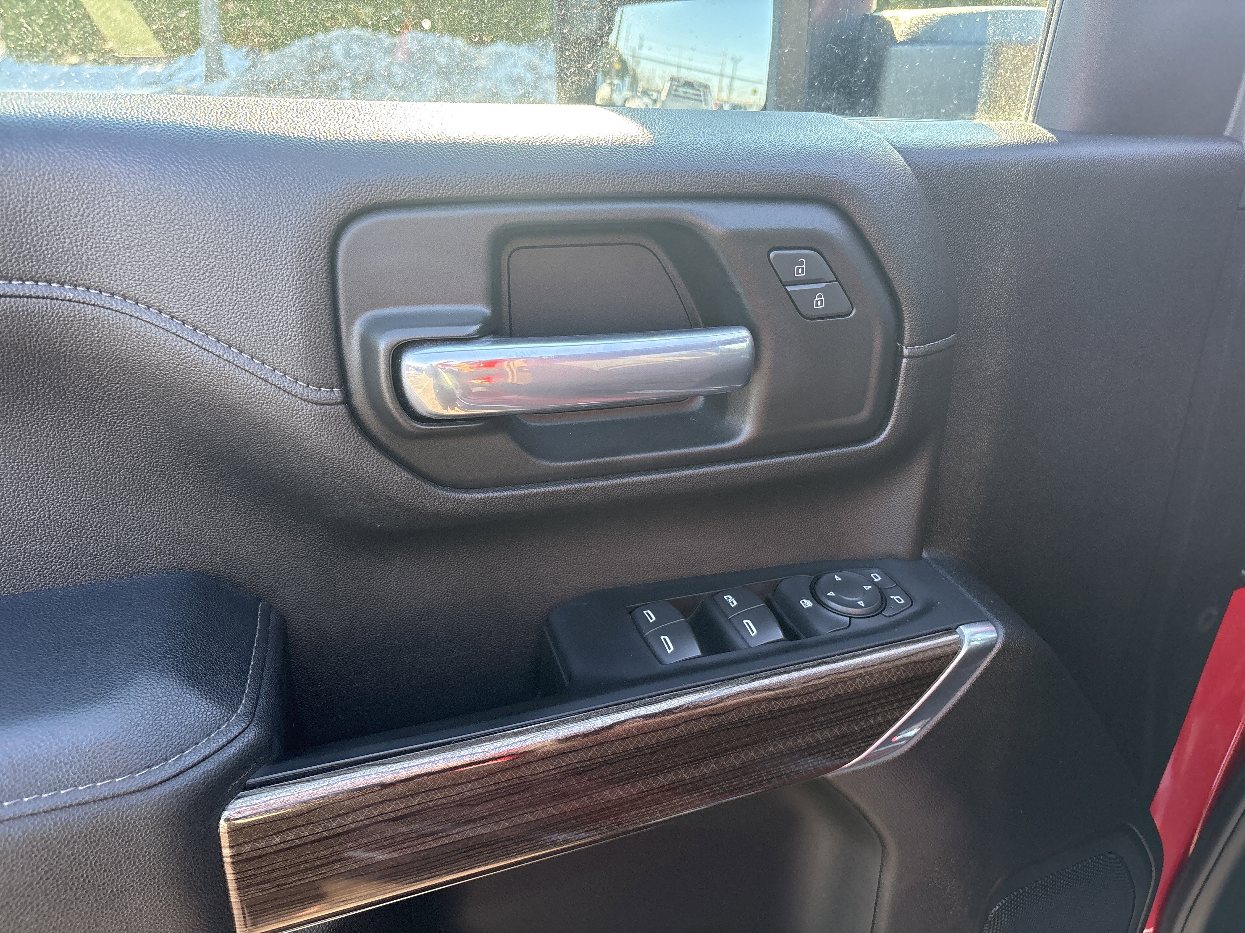 Used 2022 Chevrolet Silverado 3500 LT w/ Convenience Package image 10