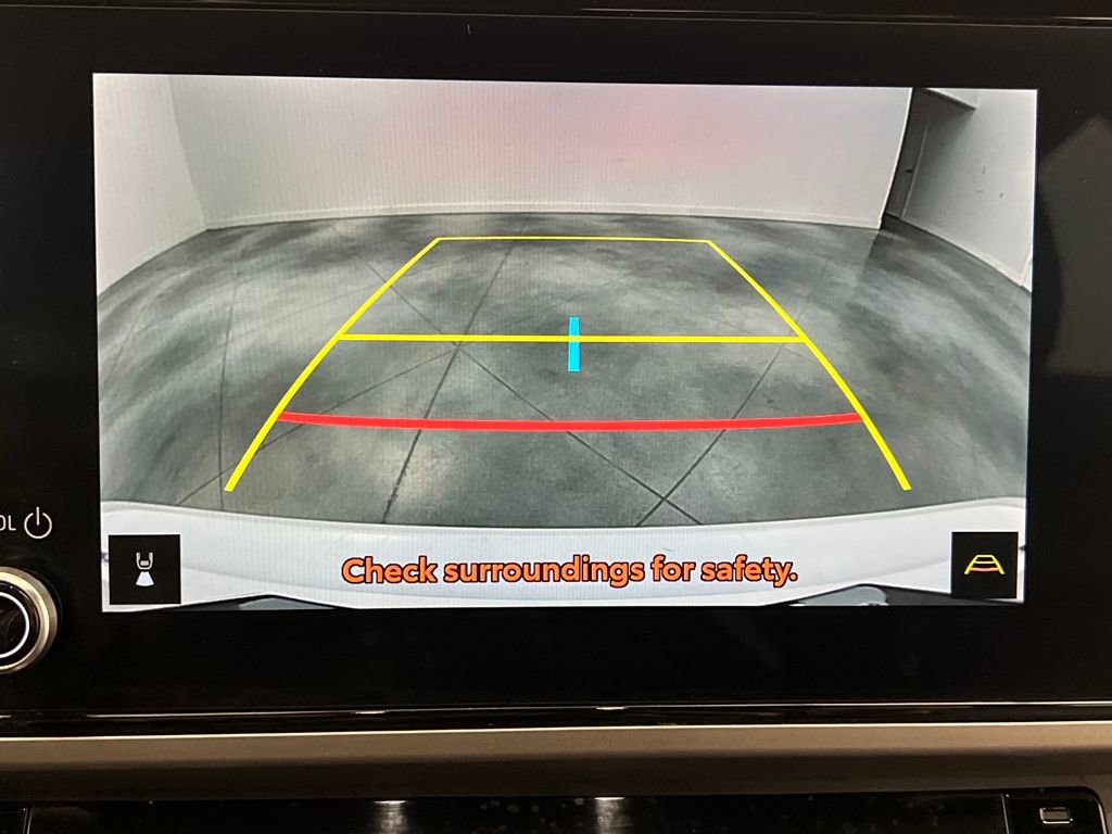 Used 2025 Toyota Camry SE image 51