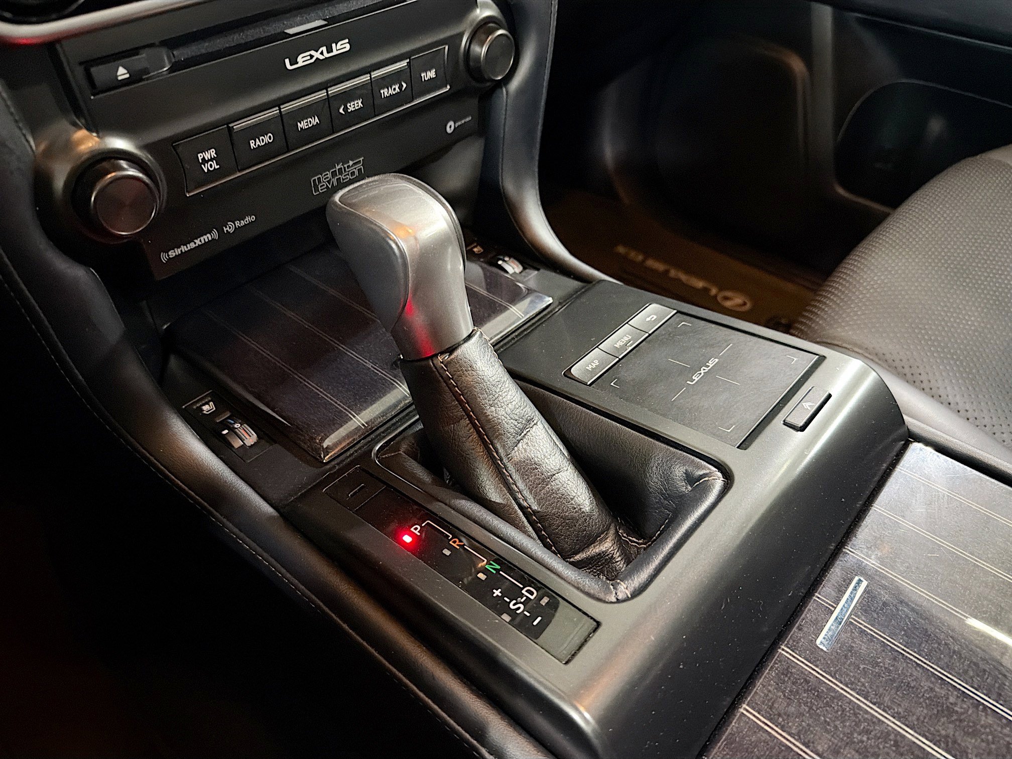 Certified 2023 Lexus GX 460 Luxury w/ Sport Design Package image 11