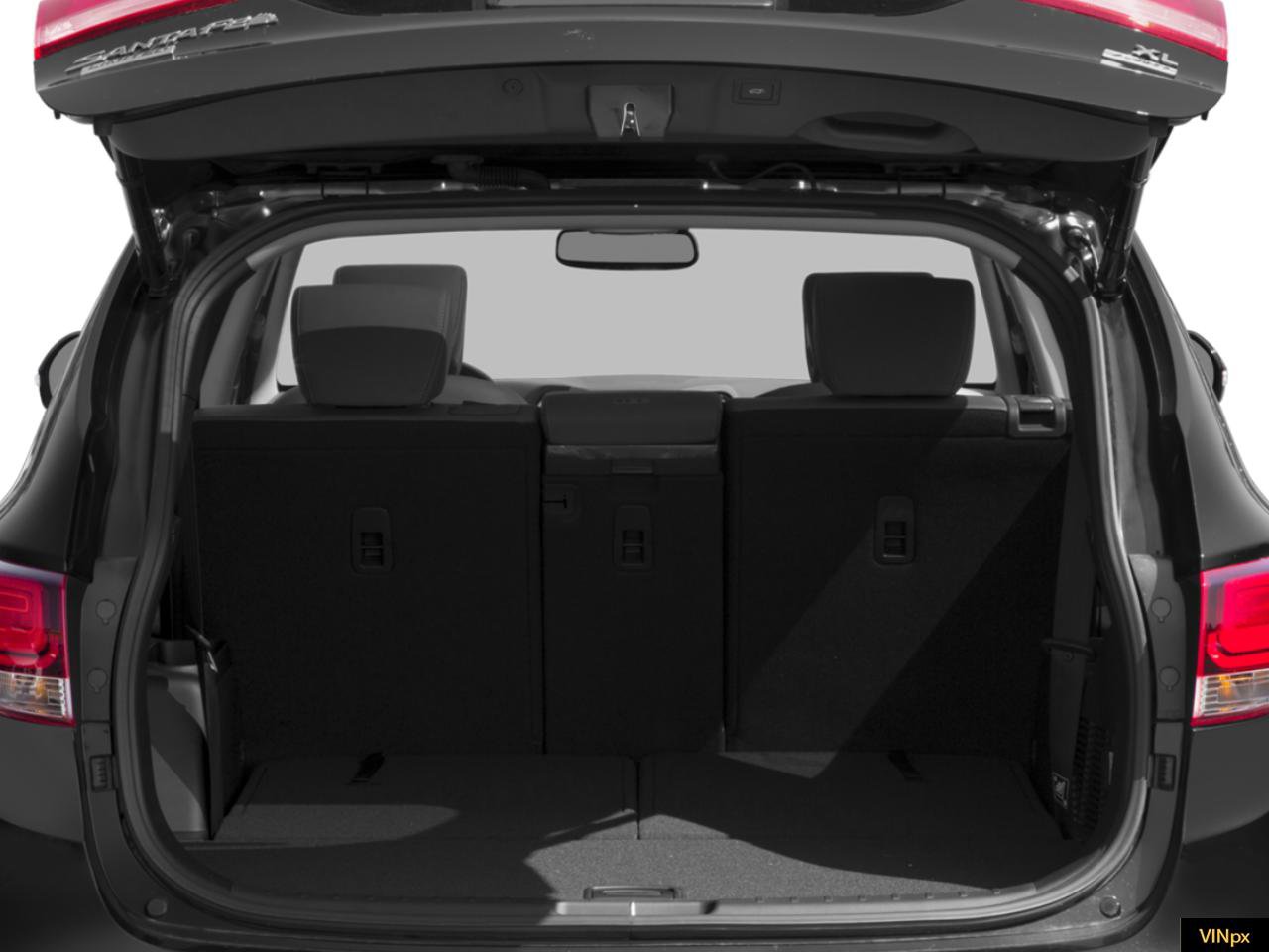 Used 2017 Hyundai Santa Fe SE image 10