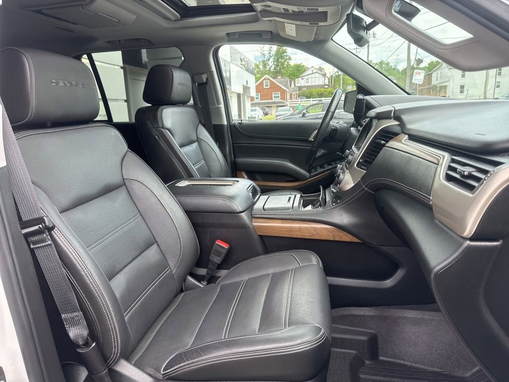 Used 2020 GMC Yukon Denali w/ Denali Ultimate Package AWD/4WD image 31