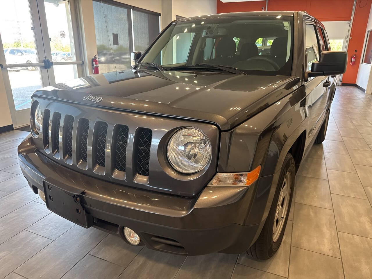 Used 2016 Jeep Patriot Sport FWD image 8
