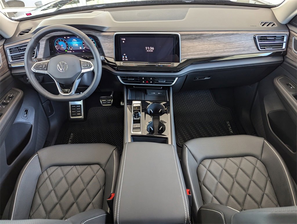 New 2025 Volkswagen Atlas SEL Premium R-Line image 15
