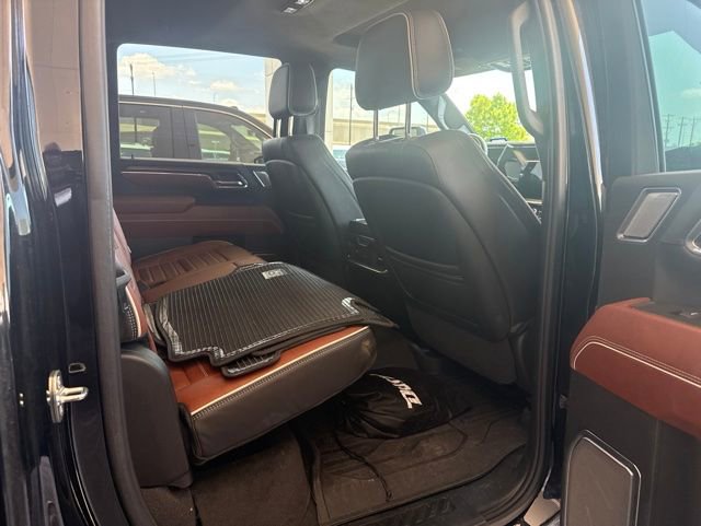 Used 2024 GMC Sierra 2500 Denali Ultimate AWD/4WD image 8