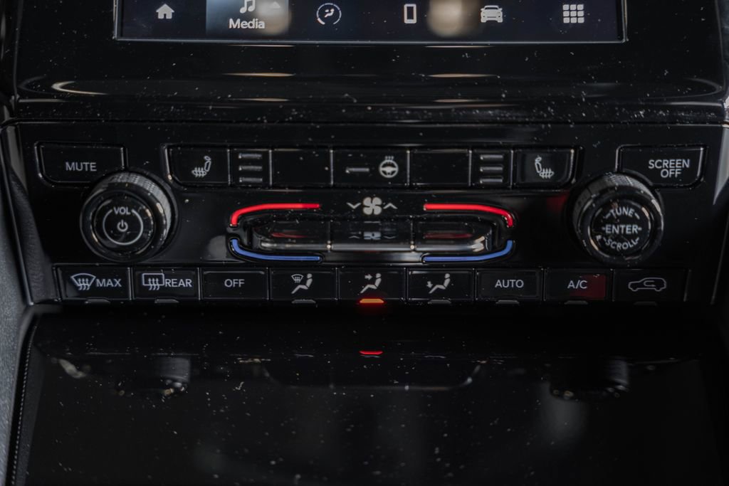 New 2025 Jeep Grand Cherokee Laredo X image 22