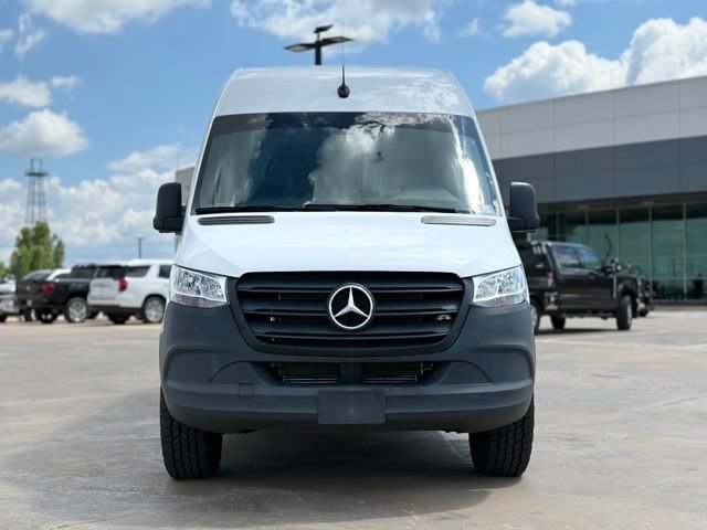 Used 2023 Mercedes-Benz Sprinter 2500 image 3