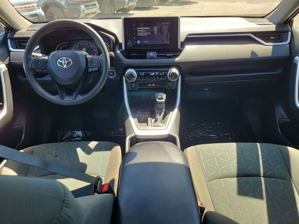 Used 2023 Toyota RAV4 XLE w/ Convenience Package FWD image 12