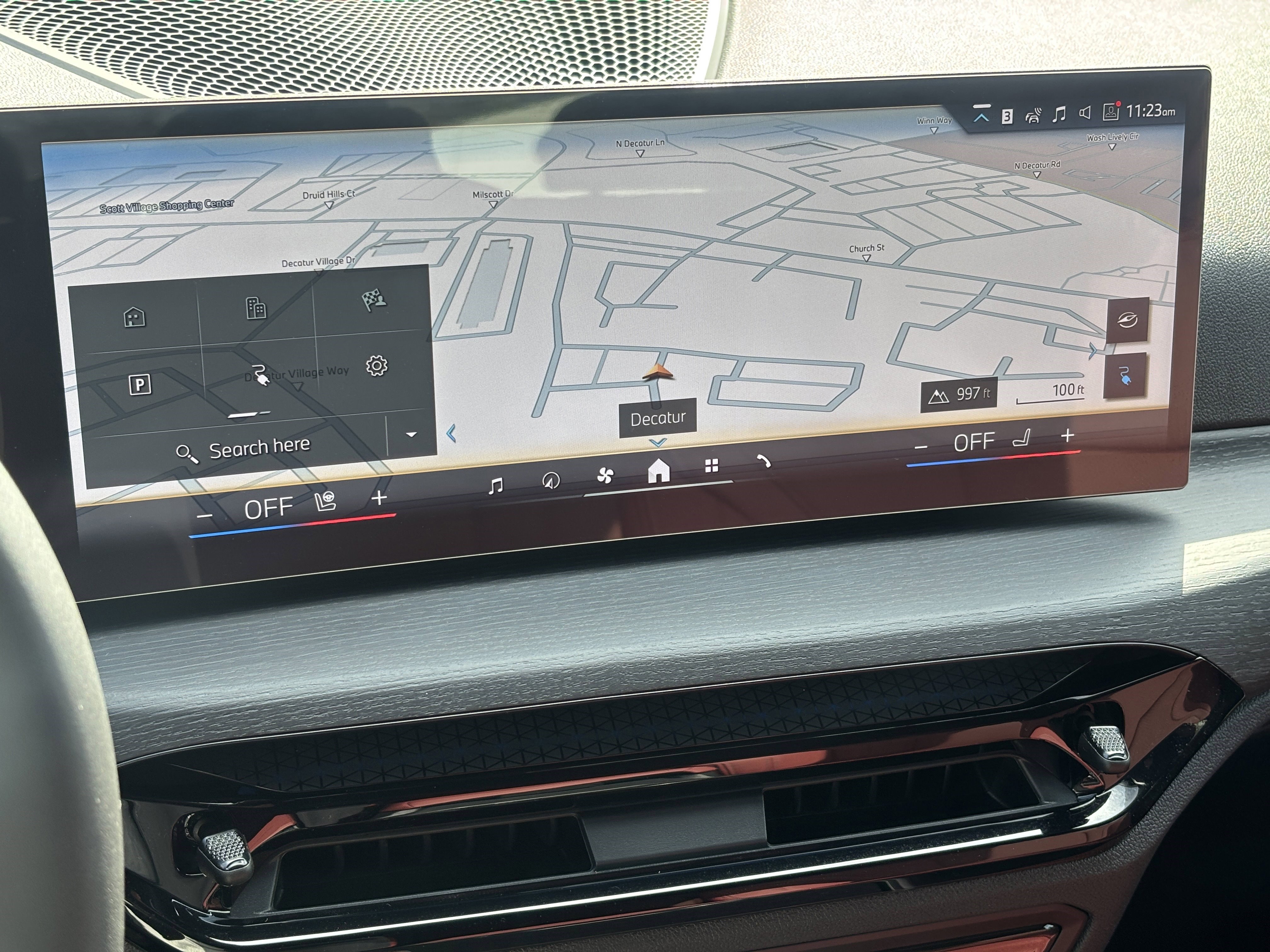 Used 2026 BMW i4 eDrive40 w/ Premium Package image 15