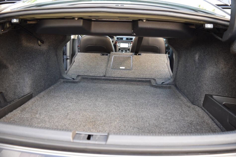 Used 2015 Volkswagen Passat TDI SEL Premium FWD image 76