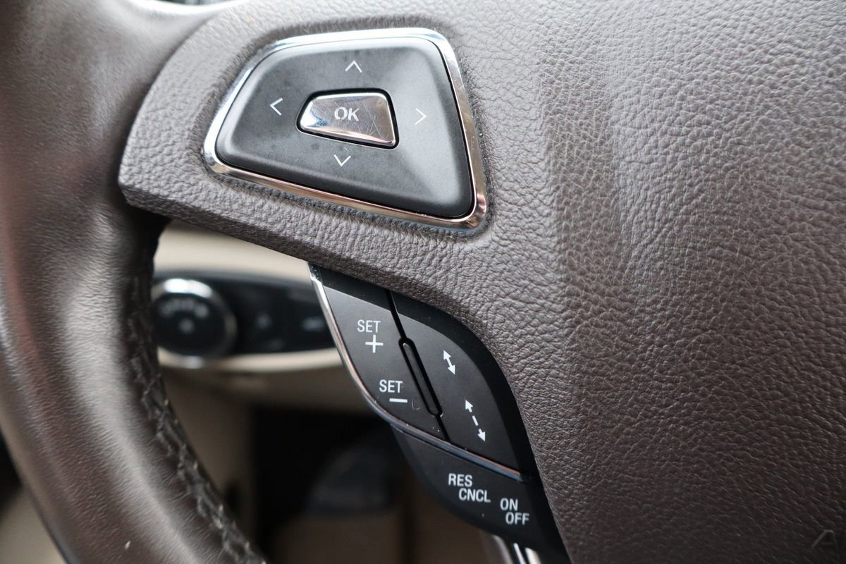 Used 2018 Lincoln MKC Reserve image 29