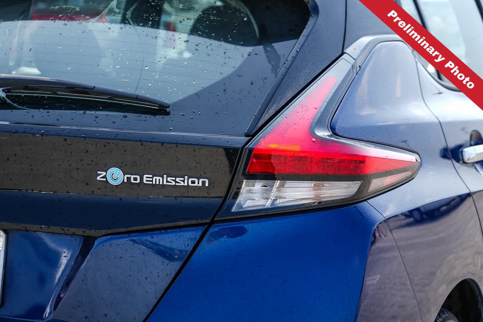 Used 2018 Nissan Leaf S w/ S Charge Package FWD image 9