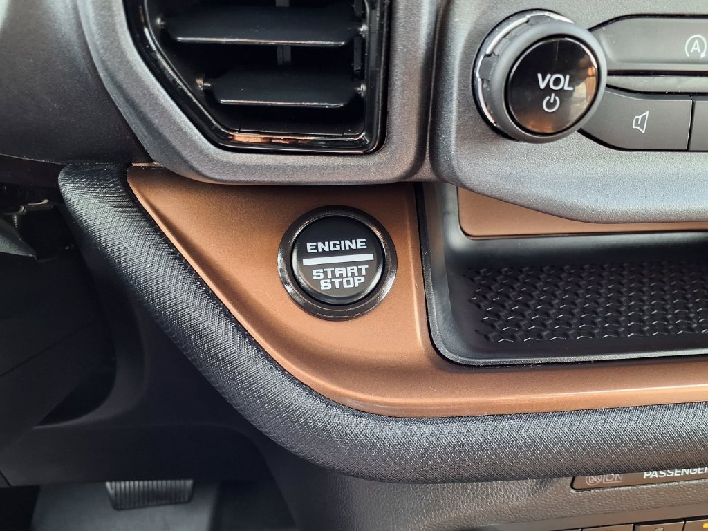 Used 2024 Ford Bronco Sport Badlands w/ Premium Package AWD/4WD image 12