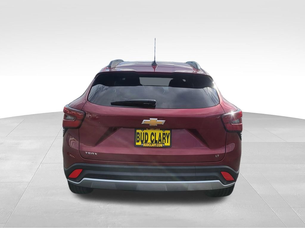 New 2025 Chevrolet Trax LT w/ Driver Confidence Package image 5