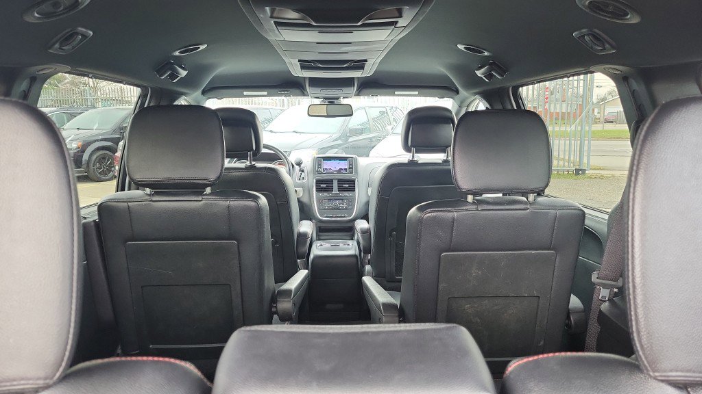 Used 2019 Dodge Grand Caravan GT image 13