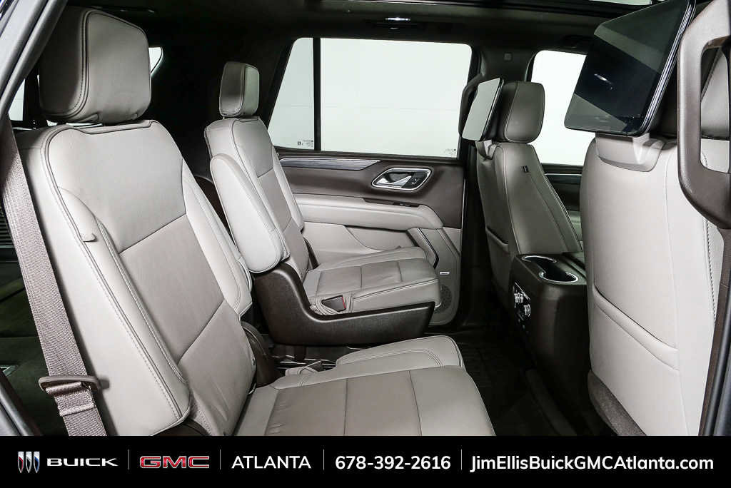 Used 2021 GMC Yukon SLT w/ SLT Premium Package image 24