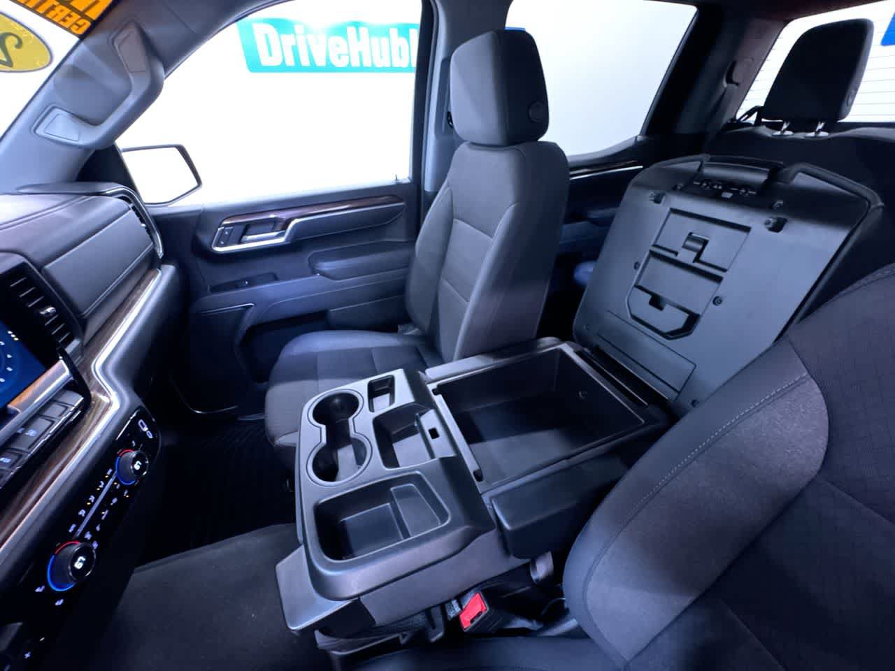 Used 2025 Chevrolet Silverado 1500 LT AWD/4WD image 29