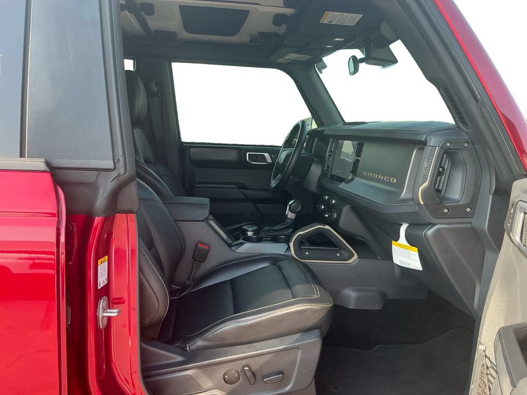 Used 2025 Ford Bronco Badlands AWD/4WD image 22