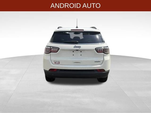 Used 2020 Jeep Compass Latitude w/ Cold Weather Group AWD/4WD image 6