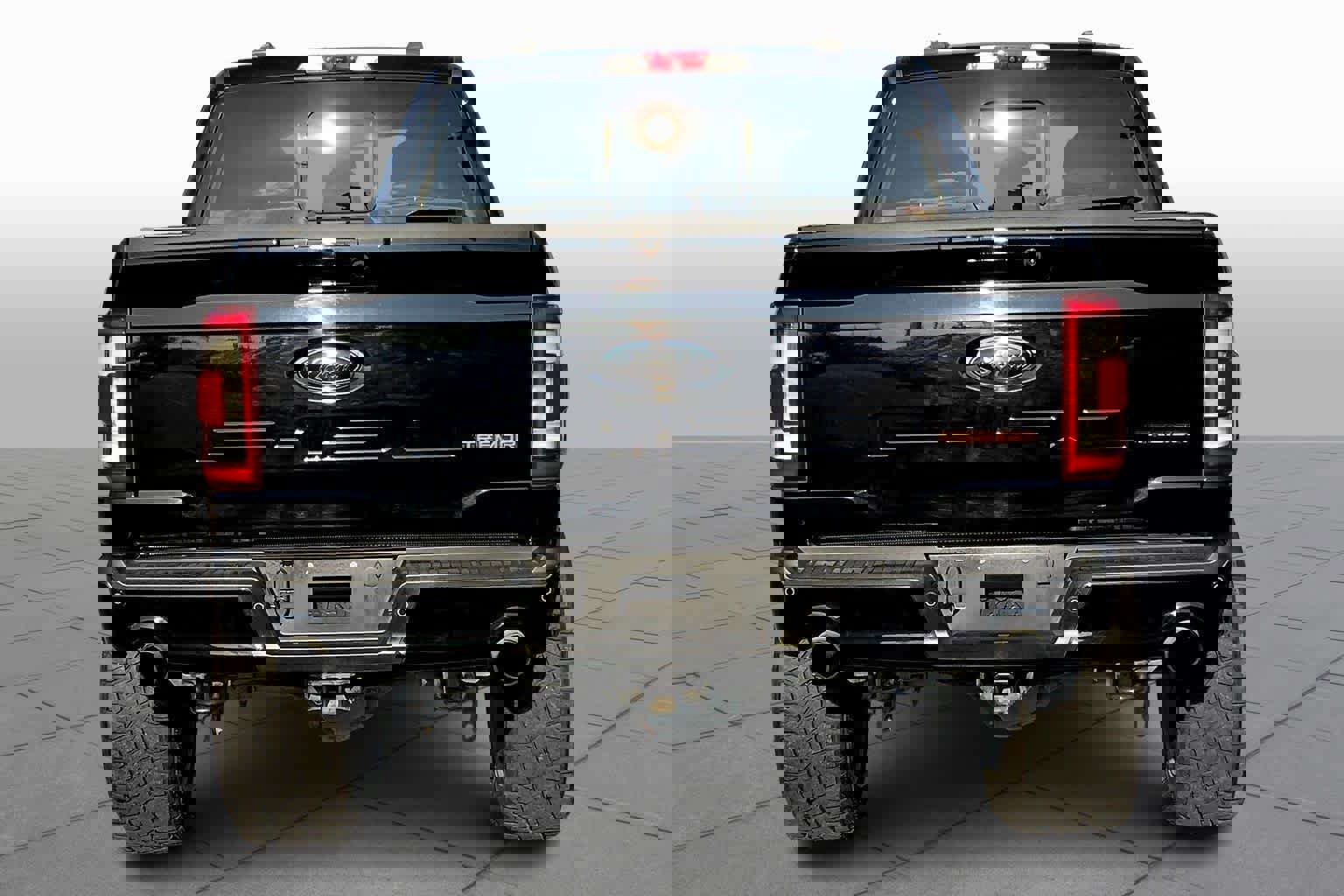 Certified 2022 Ford F150 Tremor w/ Equipment Group 402A High image 4