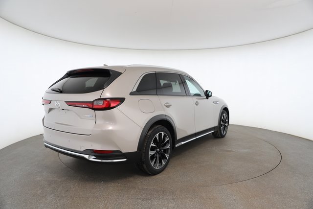 Used 2024 MAZDA CX-90 Plug-In Hybrid w/ Premium Pkg image 17