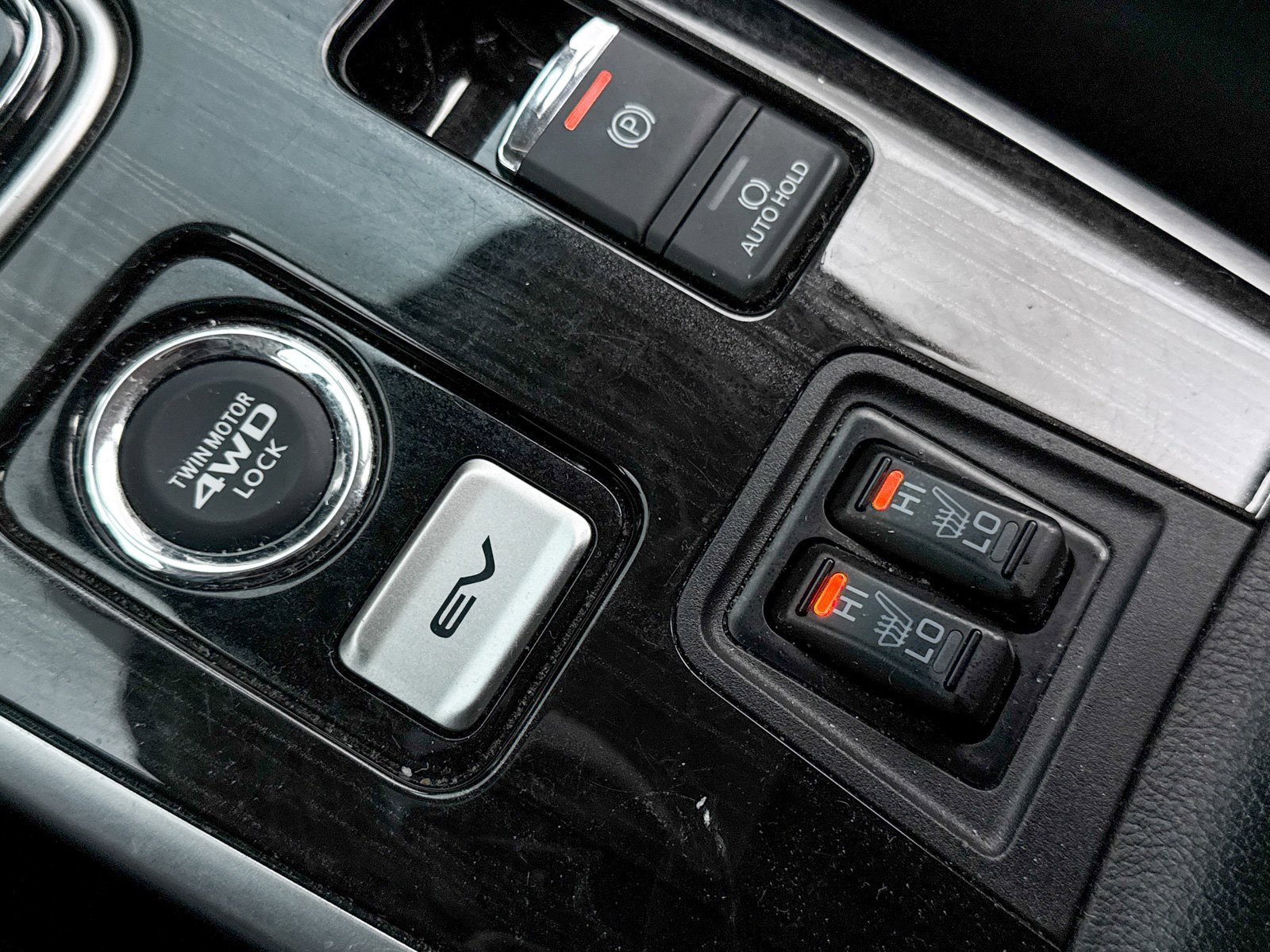 Used 2018 Mitsubishi Outlander SEL image 21