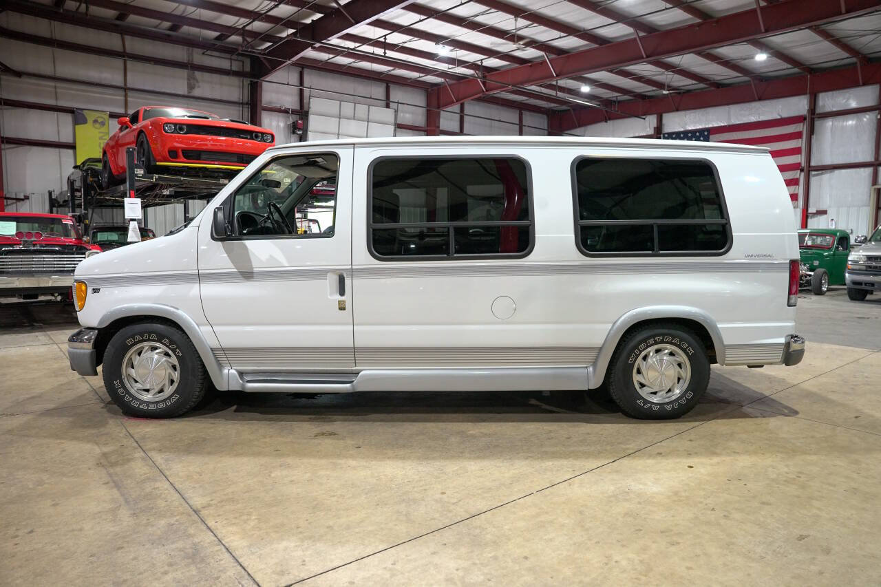 Used 1999 Ford E-150 and Econoline 150 RWD image 4