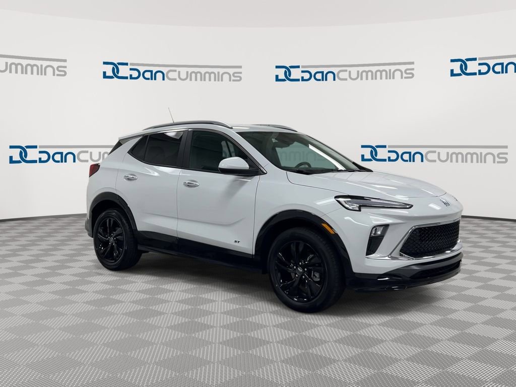 New 2026 Buick Encore GX Sport Touring image 2