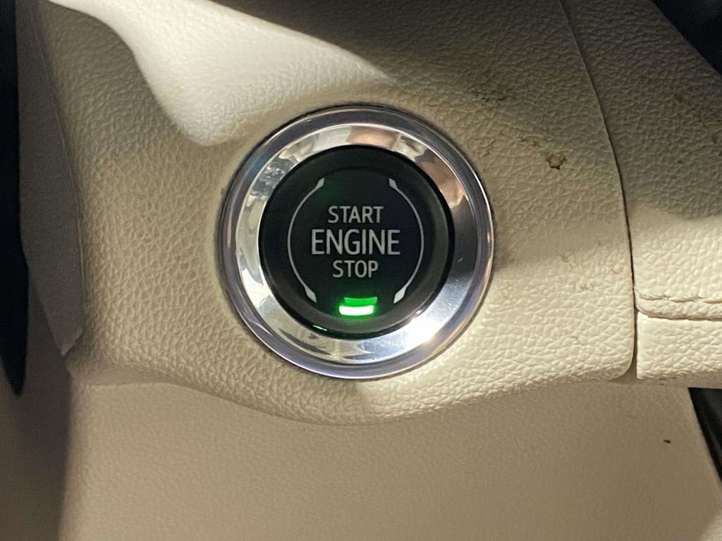Used 2022 Buick Envision Preferred FWD image 26