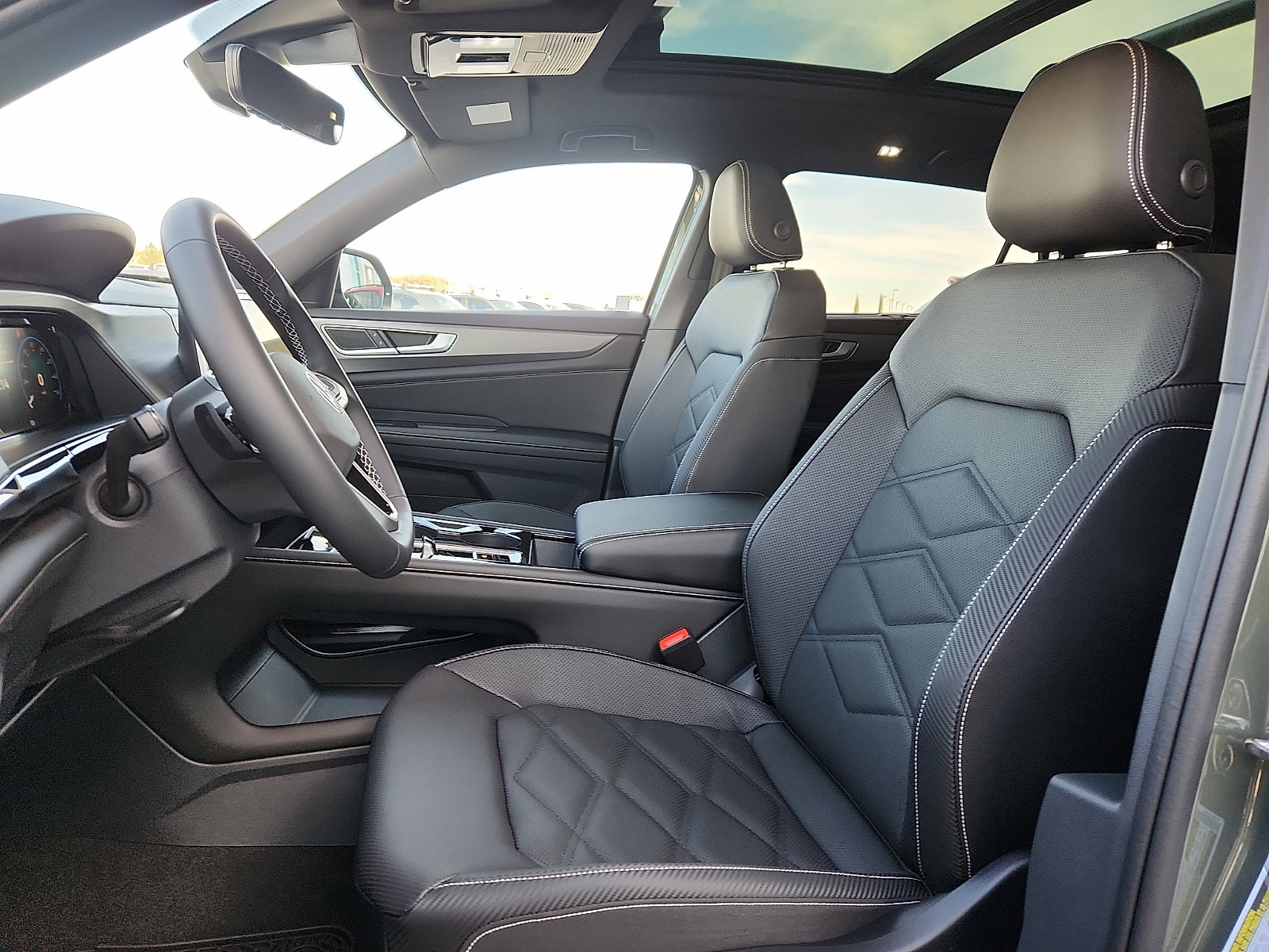 New 2026 Volkswagen Atlas Cross Sport SE image 13