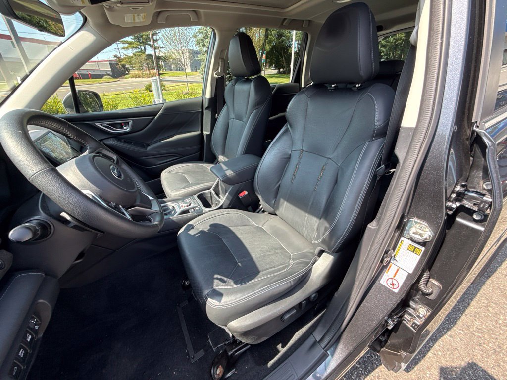 Used 2019 Subaru Forester Touring AWD/4WD image 9