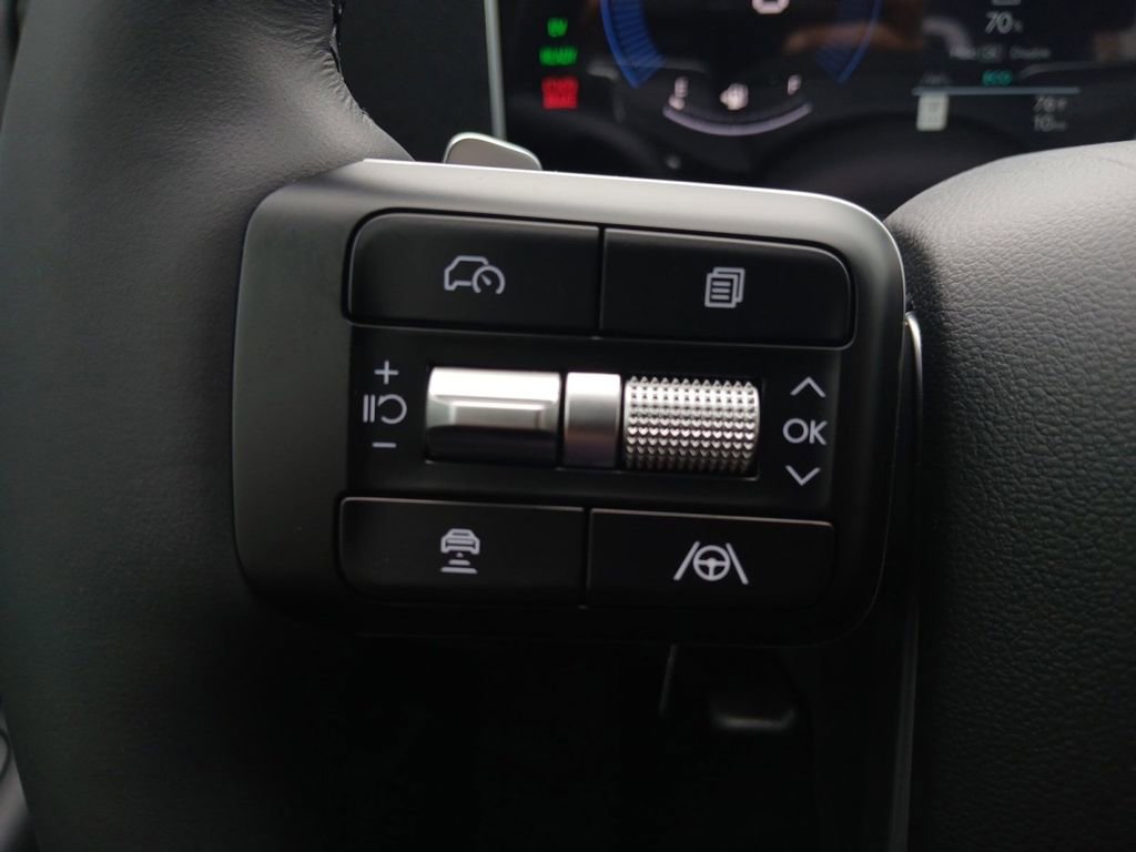 New 2026 Hyundai Santa Fe SE FWD image 16
