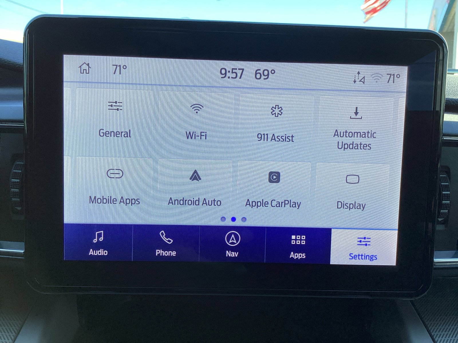 Used 2023 Ford Explorer XLT w/ Equipment Group 202A image 22