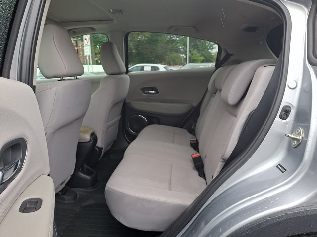 Used 2018 Honda HR-V EX image 10