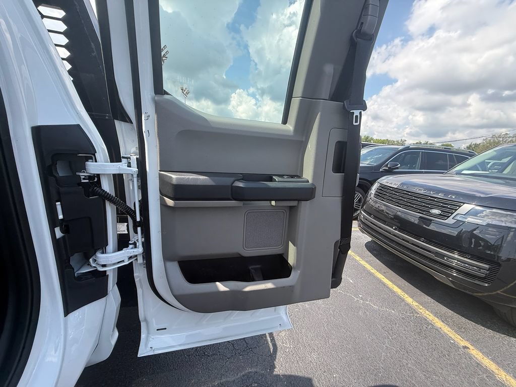 Used 2022 Ford F450 XL w/ Power Equipment Group AWD/4WD image 17