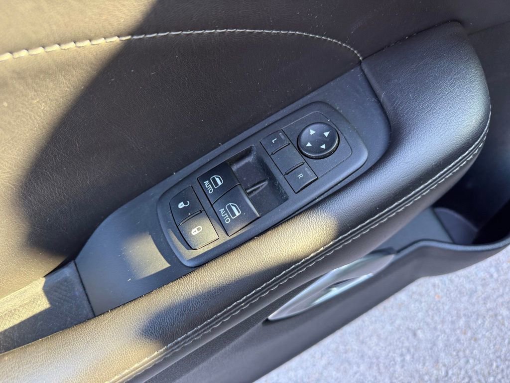 Used 2018 Dodge Challenger T/A image 8