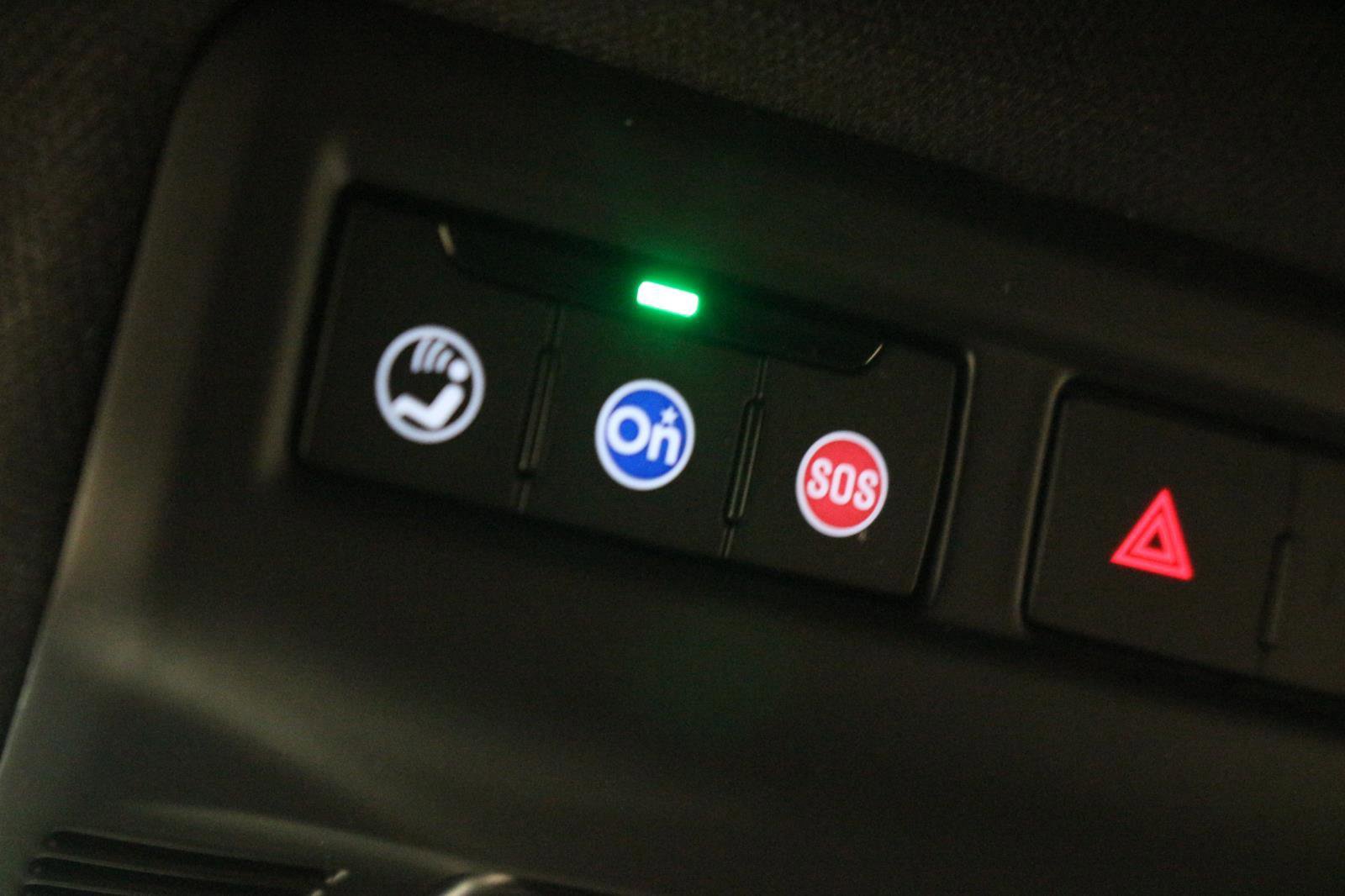 Used 2025 Chevrolet Corvette Stingray Coupe w/ Battery Protection Package image 27