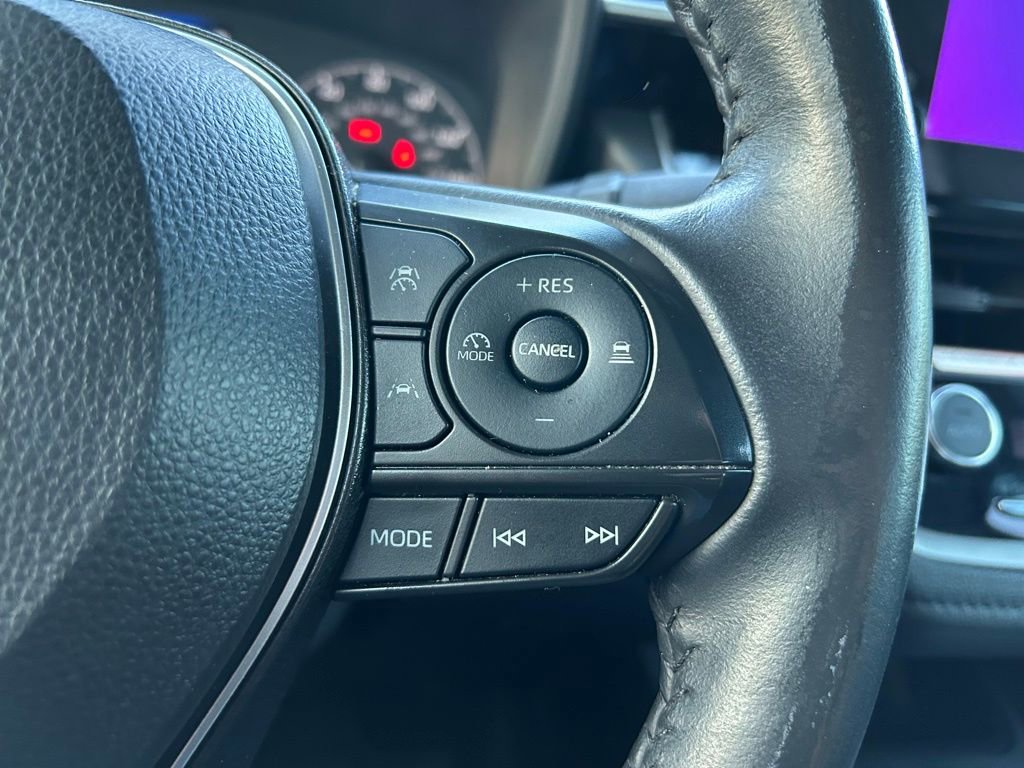 Used 2024 Toyota Corolla SE FWD image 18