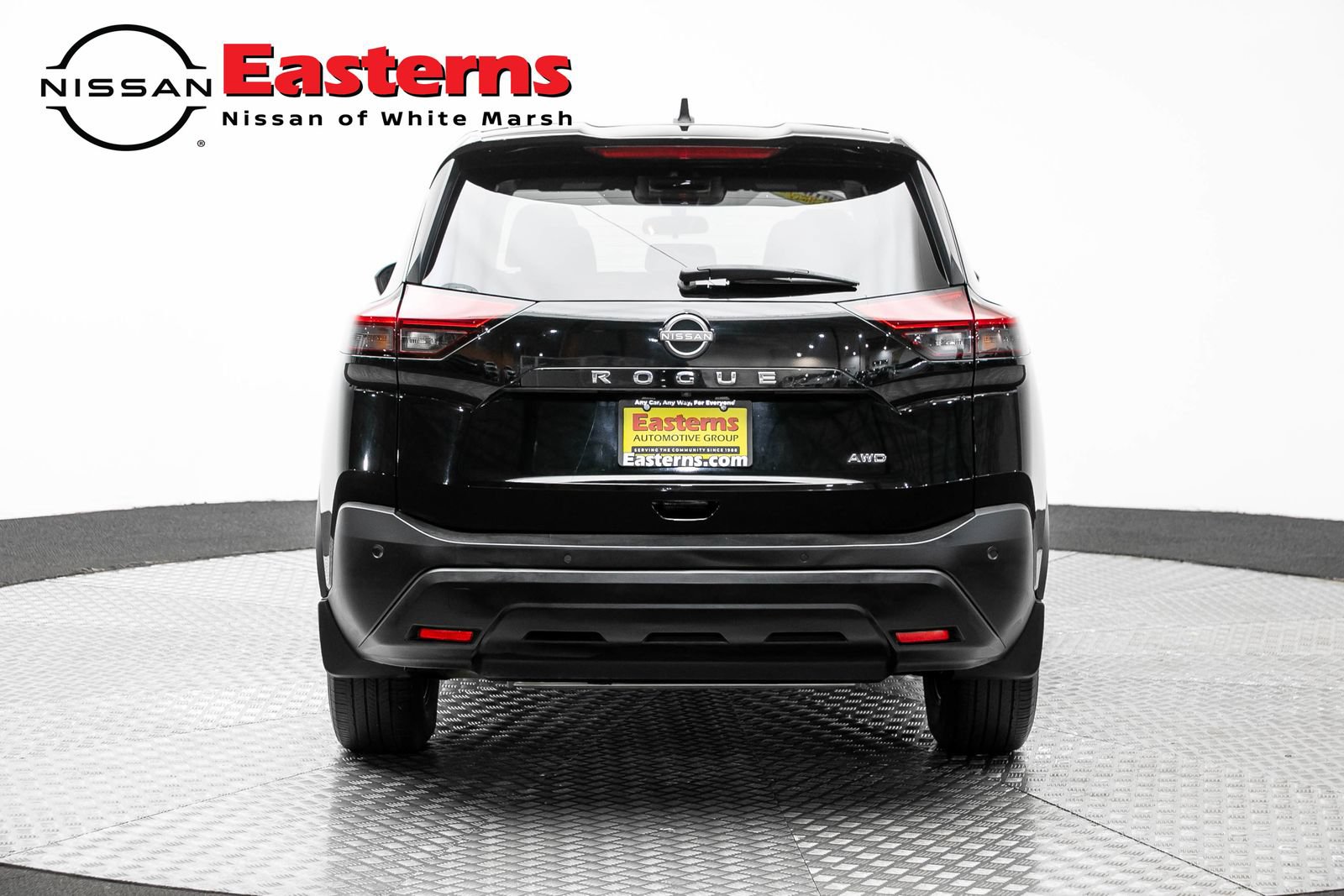 Used 2023 Nissan Rogue S AWD/4WD image 6