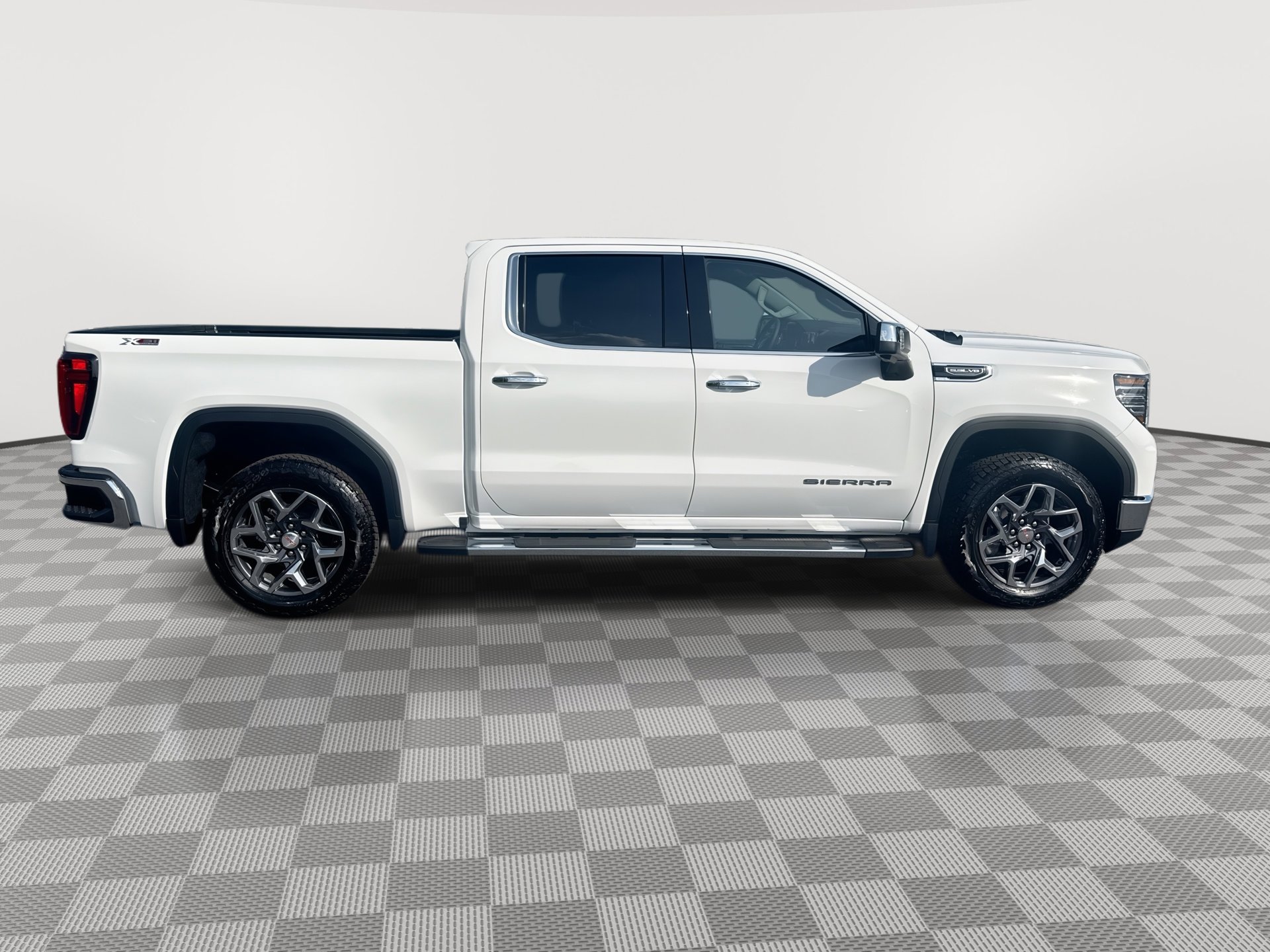 New 2026 GMC Sierra 1500 SLT w/ SLT Premium Plus Package AWD/4WD image 9