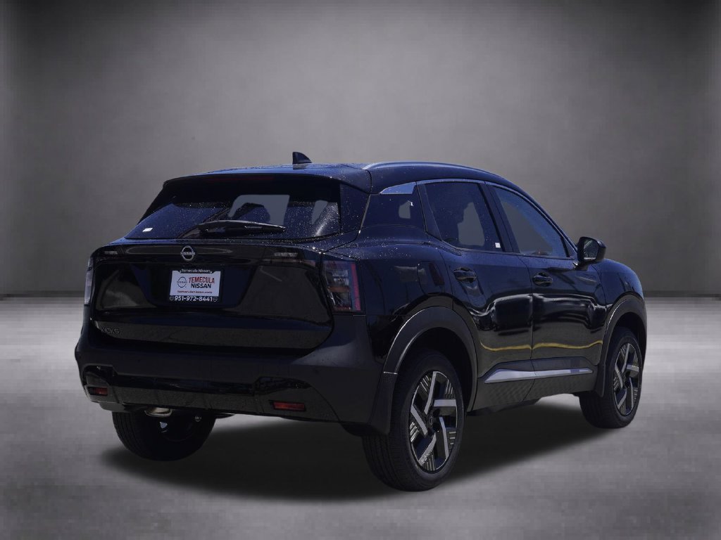 New 2026 Nissan Kicks SV FWD image 4