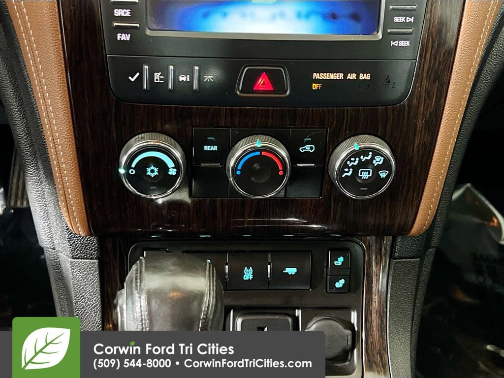 Used 2015 Chevrolet Traverse LT w/ Style and Technology Package image 9