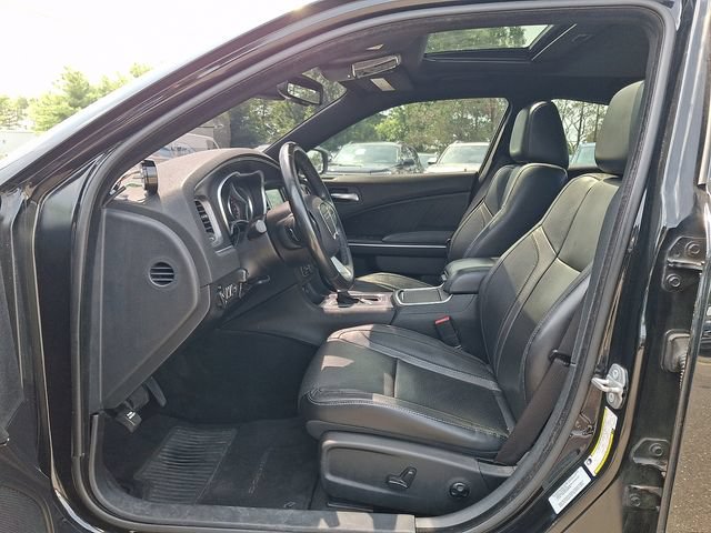 Used 2015 Dodge Charger SXT w/ AWD Plus Group image 13