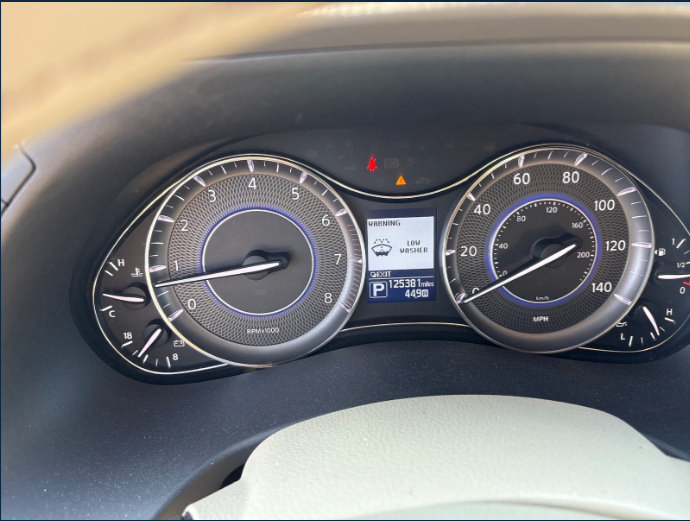 Used 2013 INFINITI QX56 4WD w/ Deluxe Touring Pkg image 8