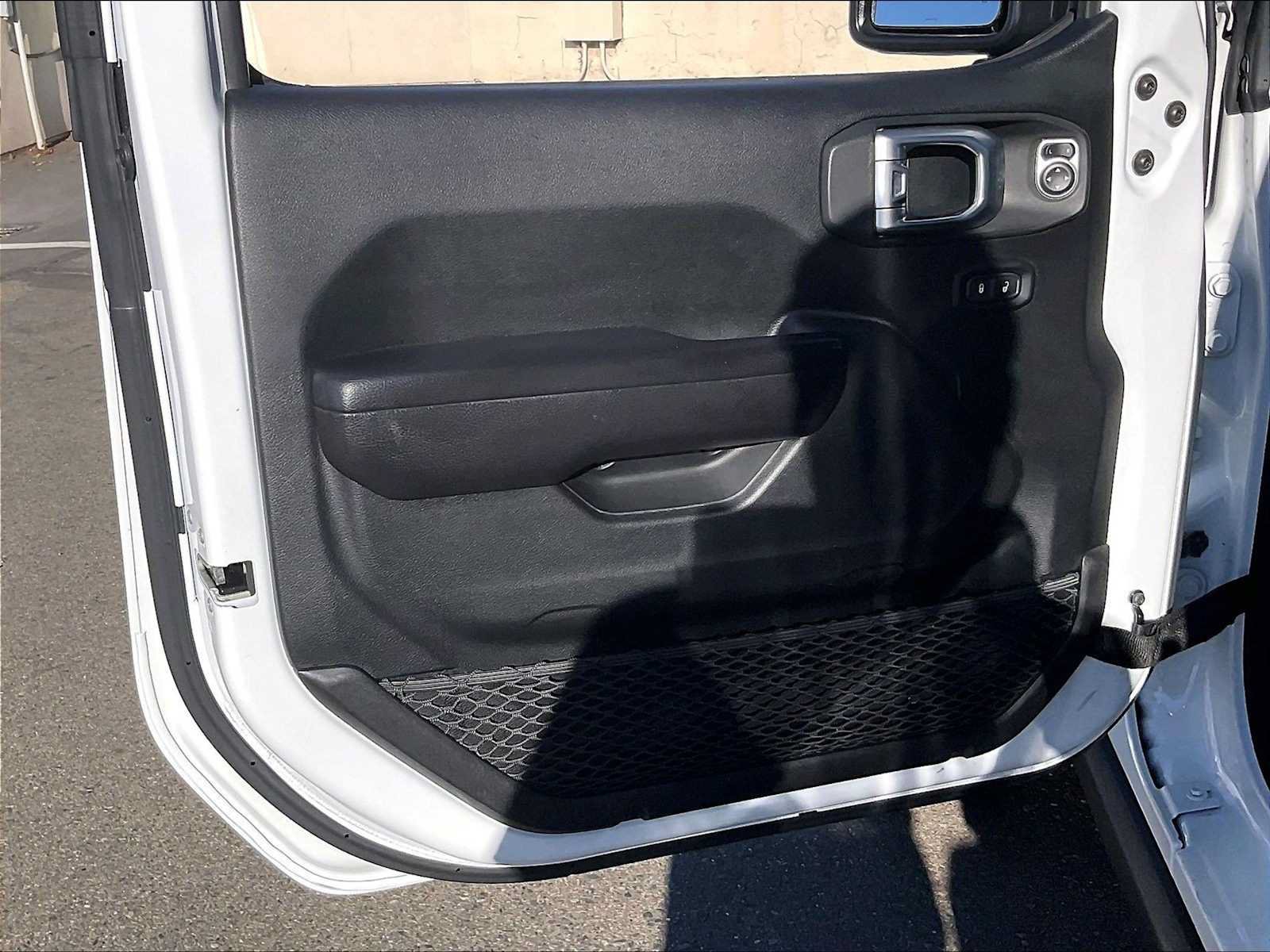 Used 2020 Jeep Wrangler Unlimited Rubicon AWD/4WD image 24