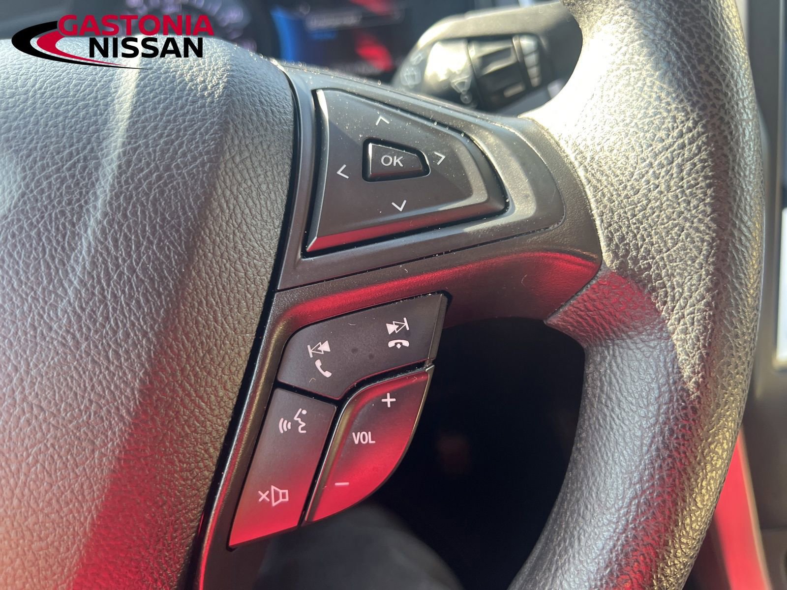 Used 2022 Ford Edge SE image 47