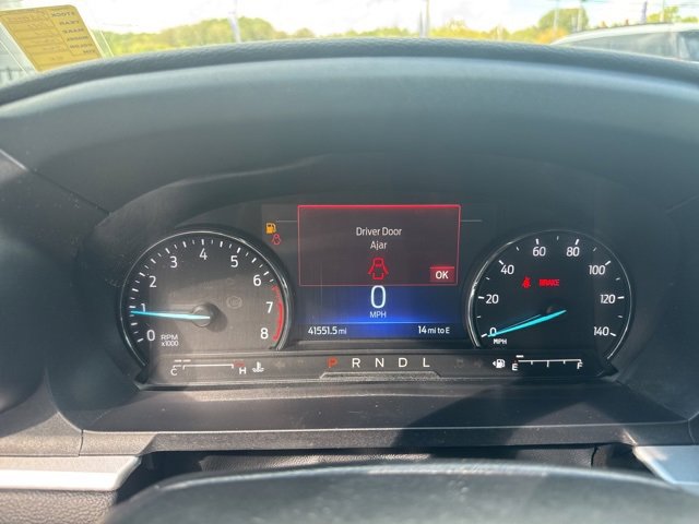 Used 2022 Ford Explorer XLT image 18