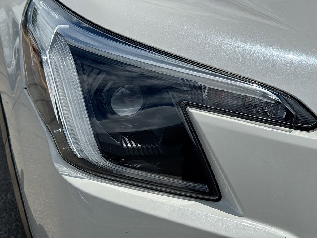 Certified 2023 Subaru Forester Touring AWD/4WD image 39